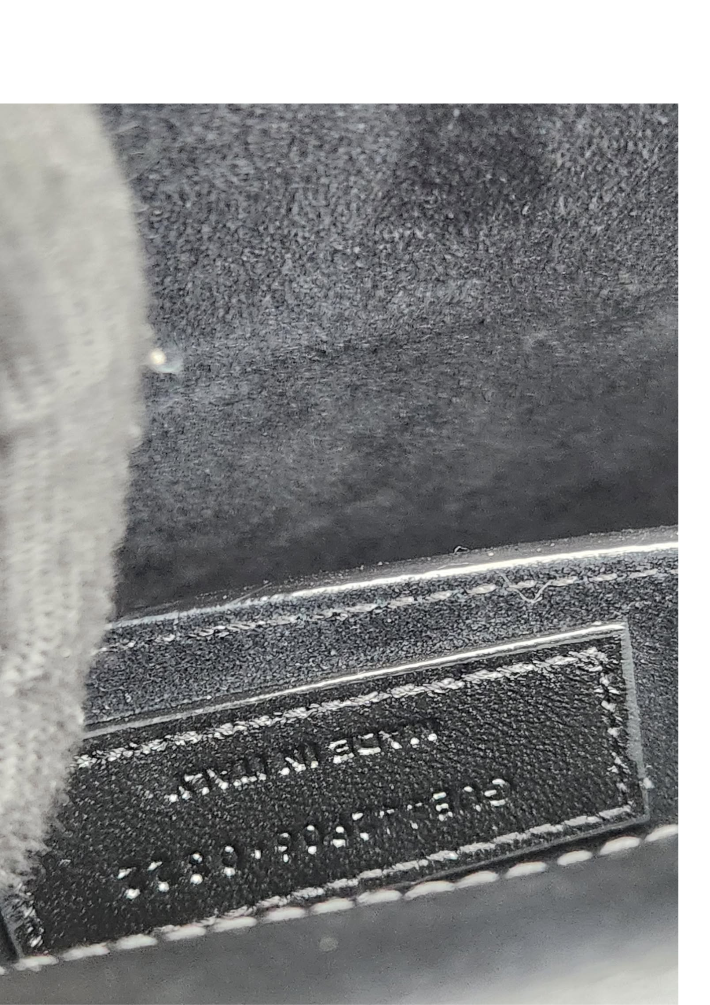 SAINT LAURENT Sunset Medium in Smooth Leather