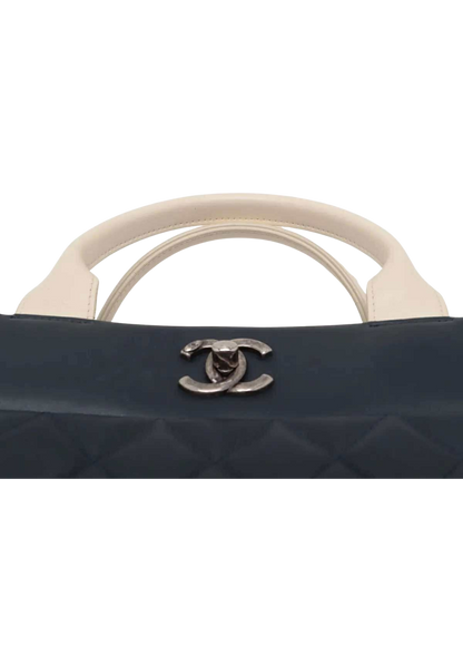 CHANEL Matelassé Lambskin and Tweed 2Way Handbag
