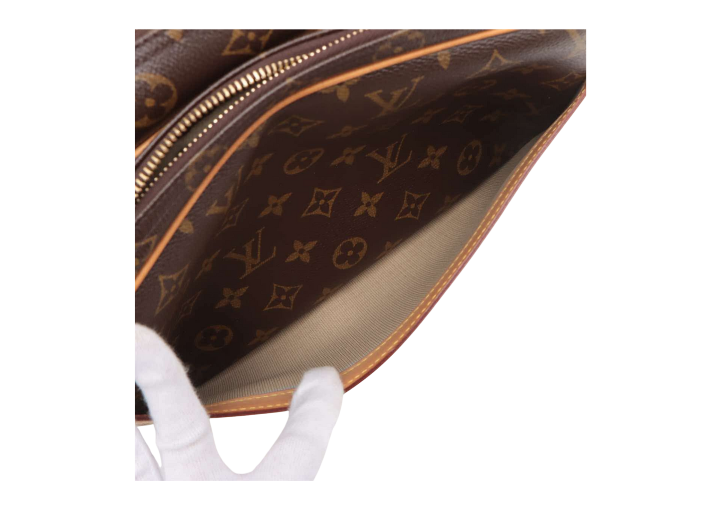 LOUIS VUITTON Monogram Reporter
